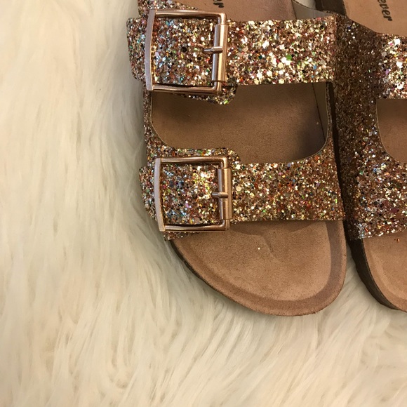 •LAST 1• Gold Glitter Buckle Footbed Sandal - Picture 7 of 8